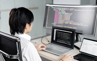 东至 ,php声明和调用变量的符号是什么？